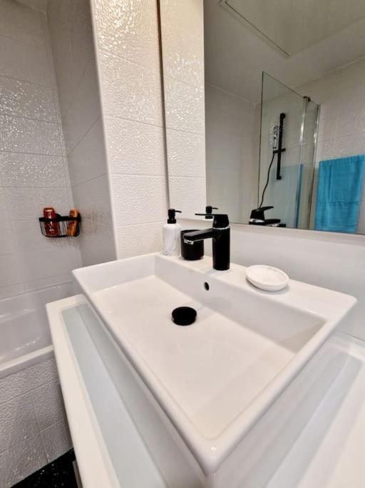 Prado Plage David - Stade Velodrome - Parc Chanot - Luxury Apartment By The Sea 마르세유 외부 사진
